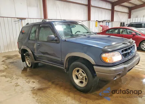 1999 Ford Explorer z USA, uszkodzony, nr VIN 1FMYU24E0XUC00514